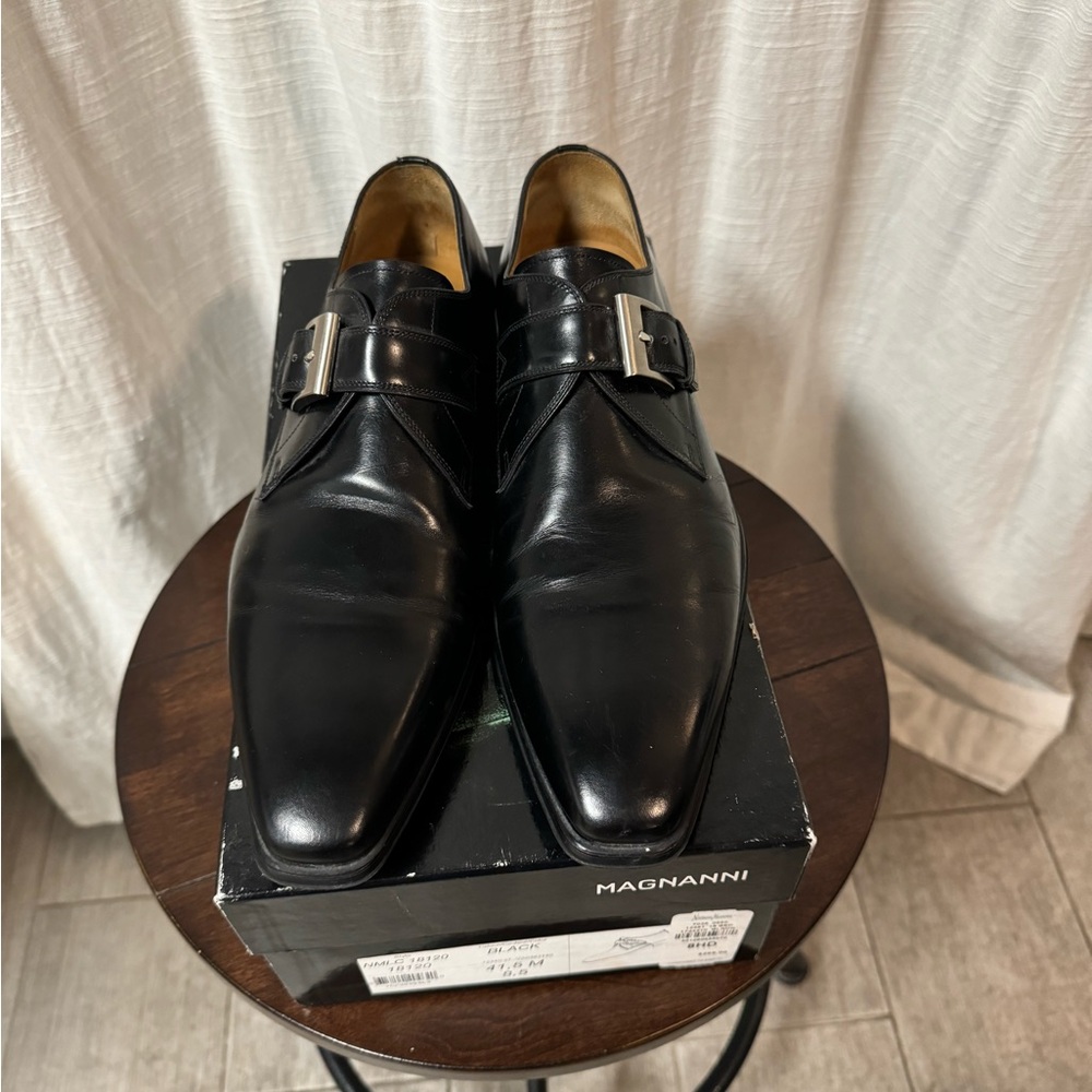 Magnanni Dress Shoe